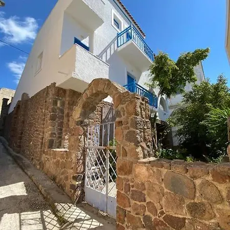 Psamathe Apartment